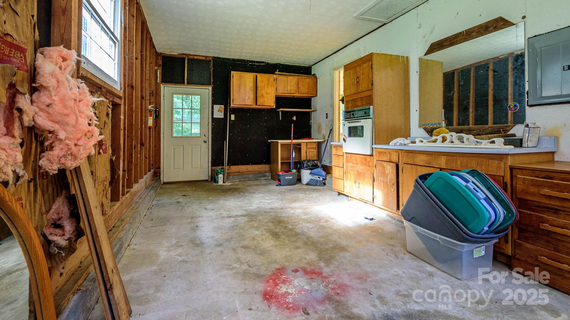 51 Bell Road Asheville, NC 28805 - Photo 16 of 38