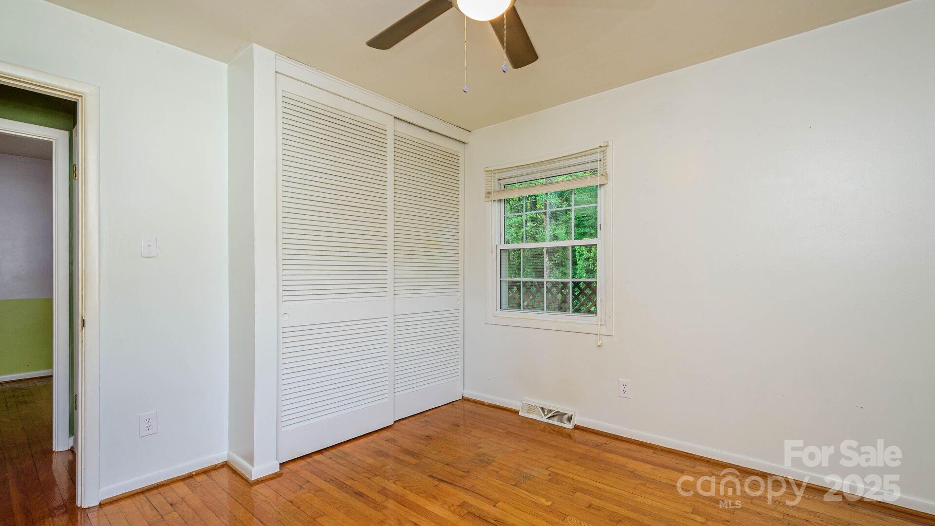 51 Bell Road Asheville, NC 28805 - Photo 19 of 38