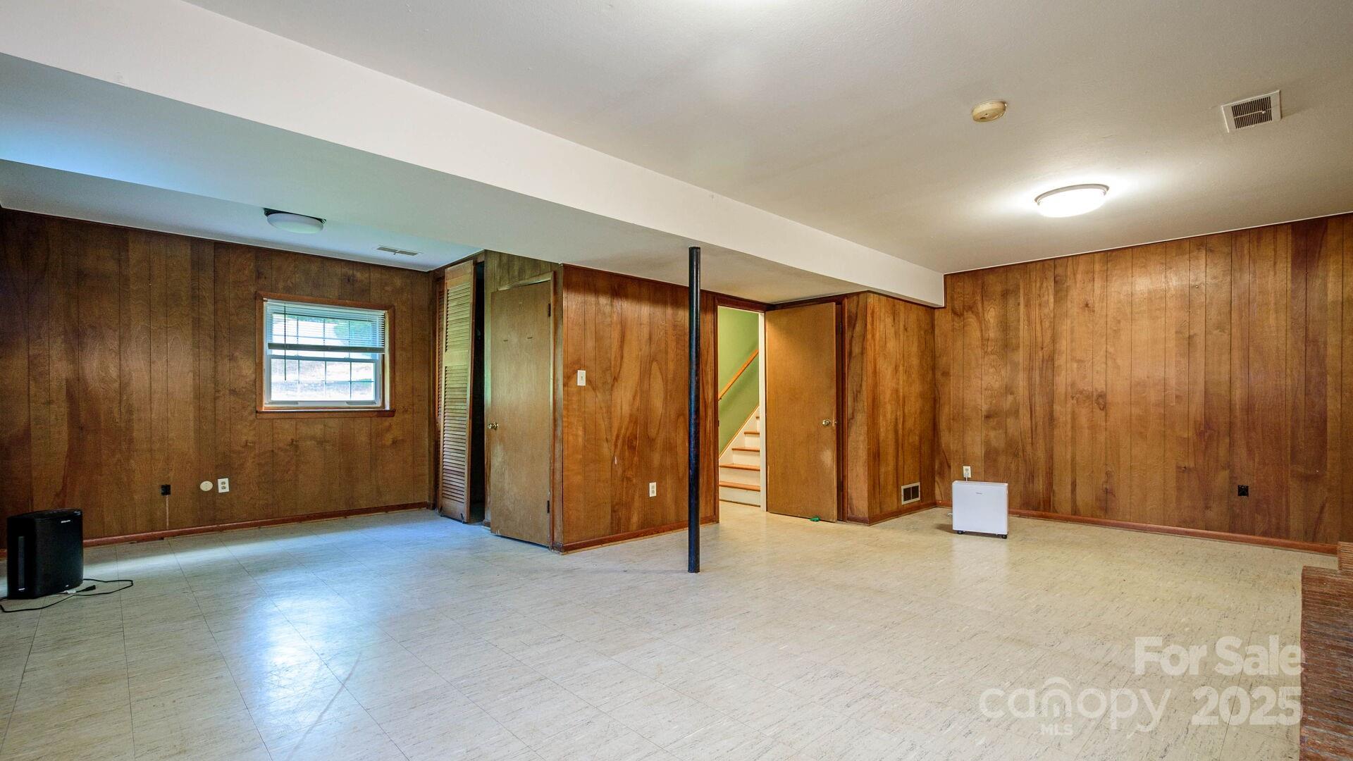 51 Bell Road Asheville, NC 28805 - Photo 27 of 38