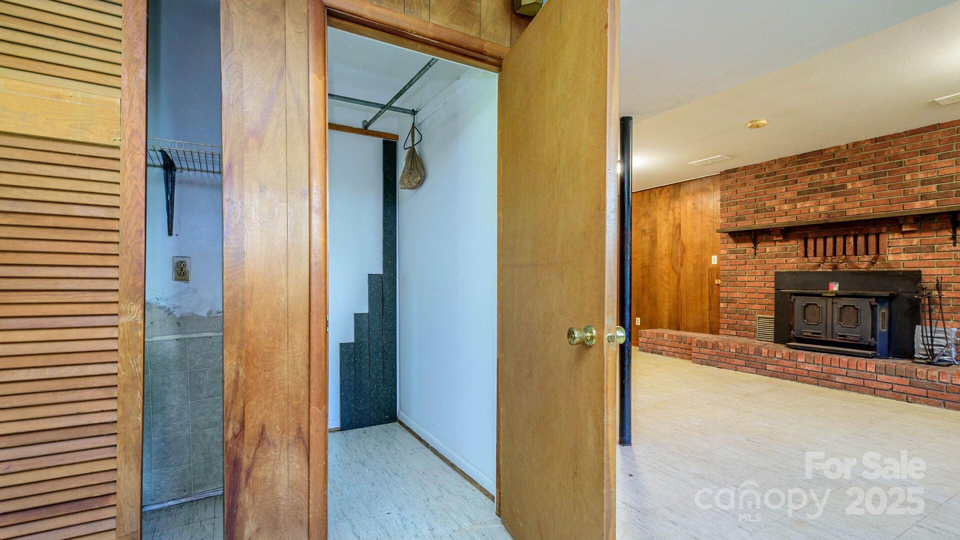 51 Bell Road Asheville, NC 28805 - Photo 28 of 38