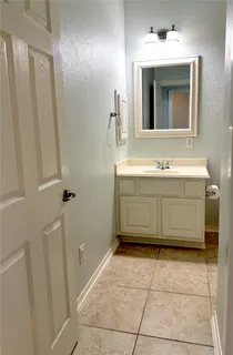 $4,000 | 38 Shell Port Square, The Woodlands, TX 77380