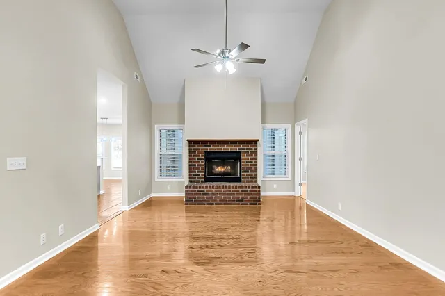 $650,000 | 697 Hamlet Circle, Goose Creek, SC 29445