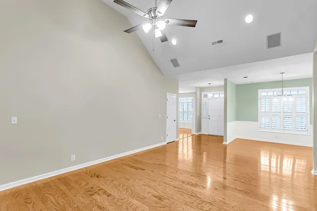 $650,000 | 697 Hamlet Circle, Goose Creek, SC 29445