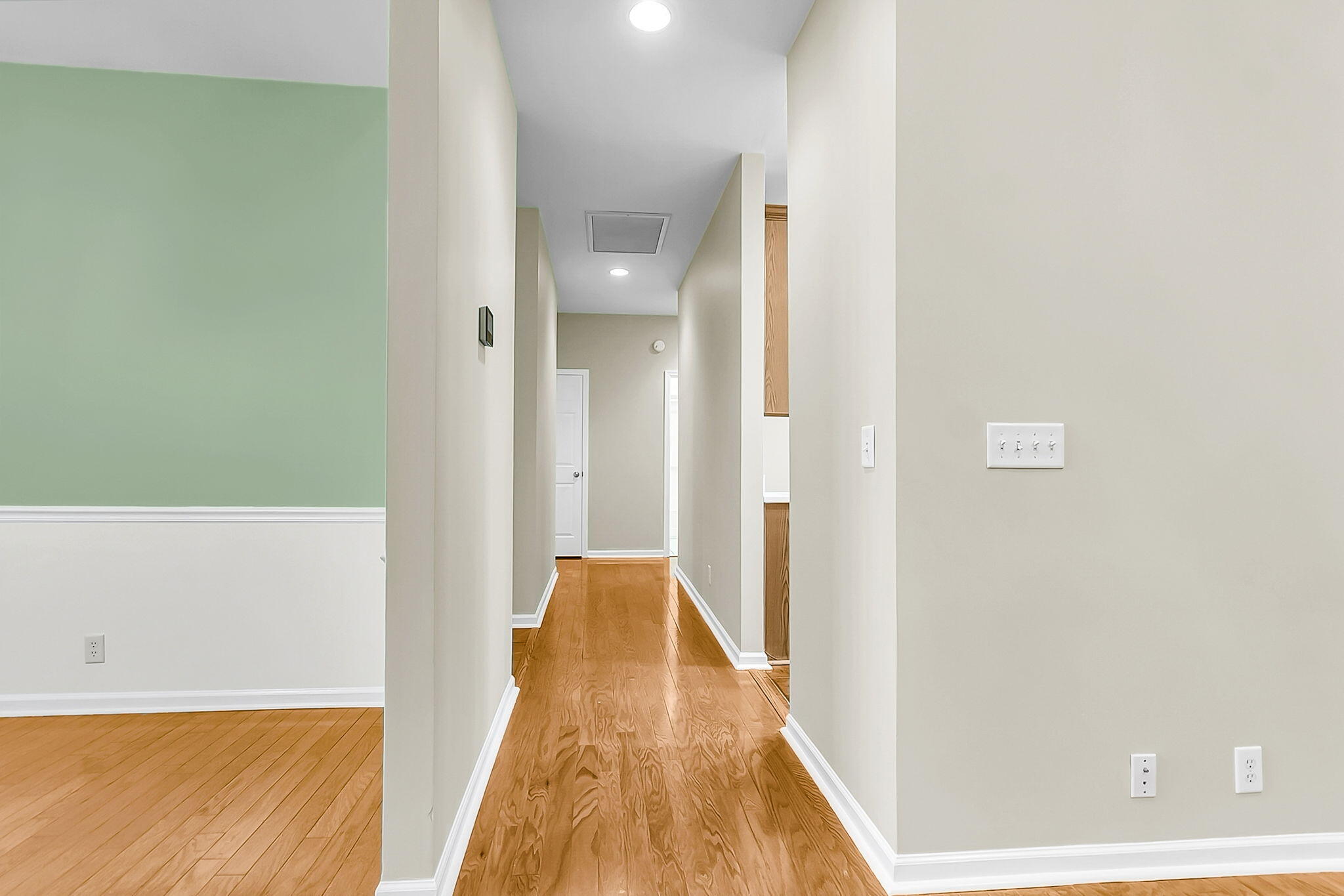 697 Hamlet Circle Goose Creek, SC 29445 - Photo 27 of 57 CREM - 697 Hamlet - interior only-21