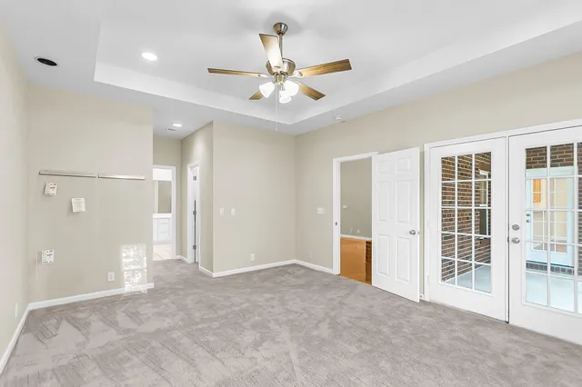 $650,000 | 697 Hamlet Circle, Goose Creek, SC 29445