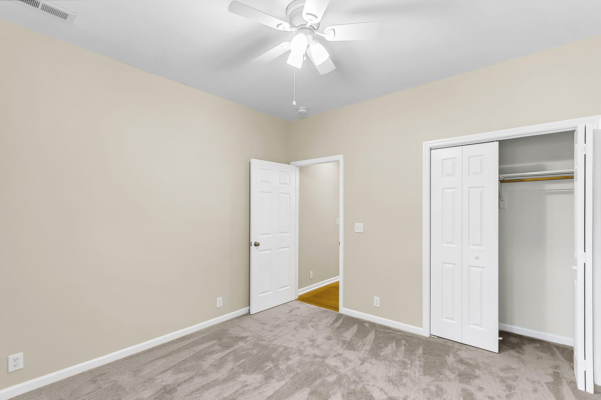 697 Hamlet Circle Goose Creek, SC 29445 - Photo 31 of 57 CREM - 697 Hamlet - interior only-23