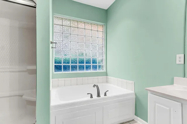 $650,000 | 697 Hamlet Circle, Goose Creek, SC 29445