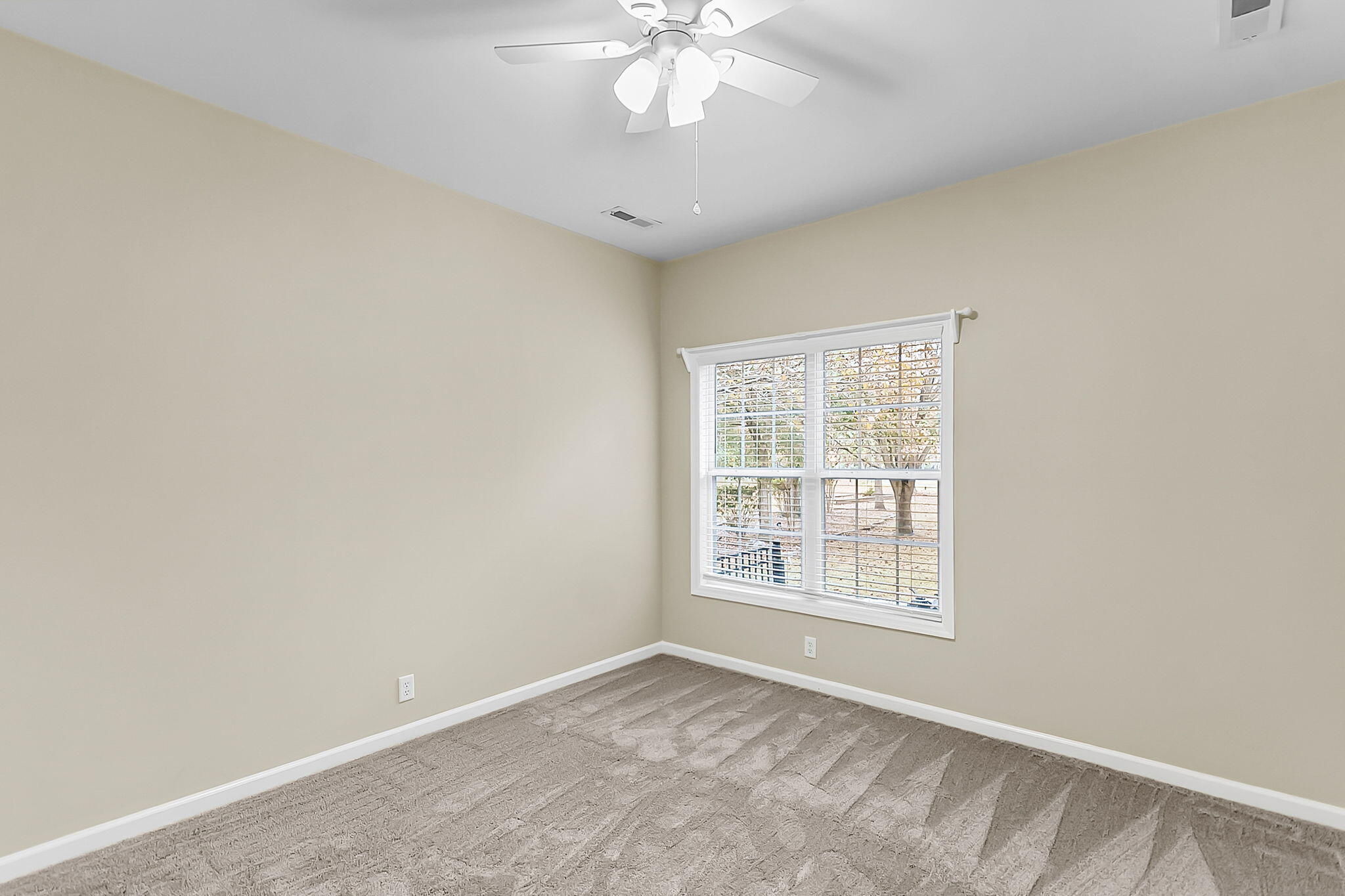 697 Hamlet Circle Goose Creek, SC 29445 - Photo 40 of 57 CREM - 697 Hamlet - interior only-22