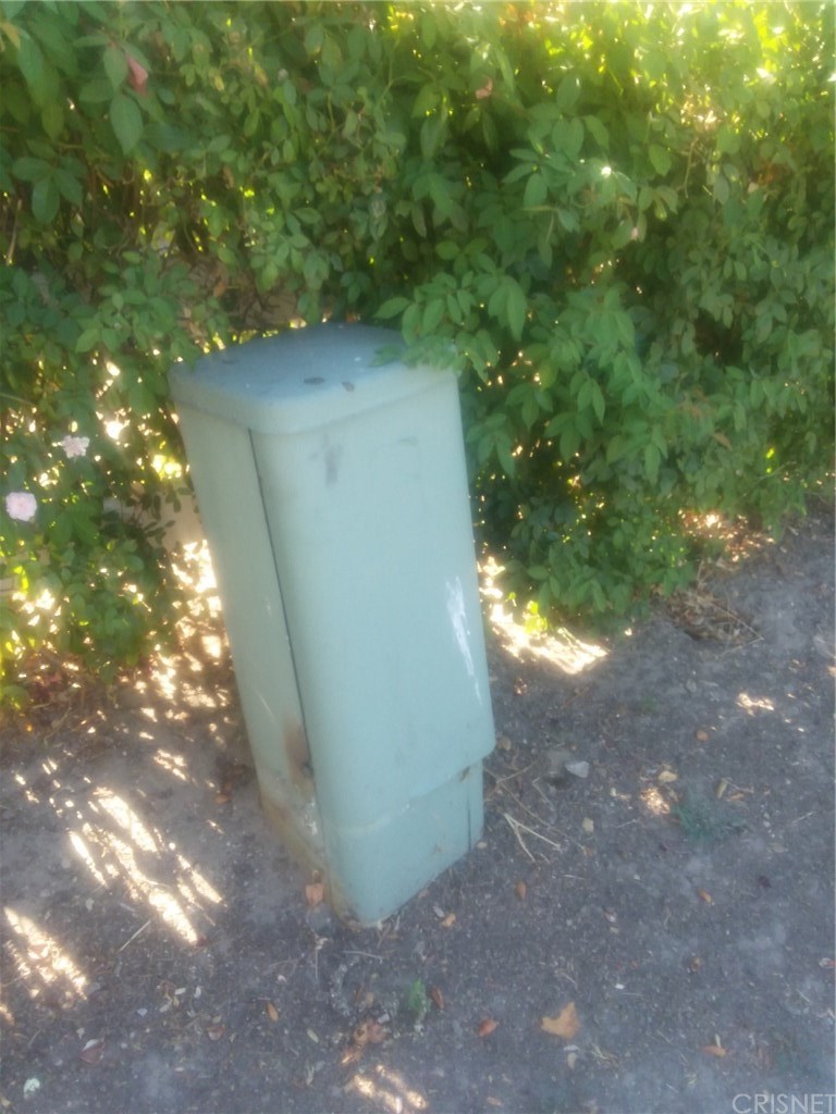 29850 Central Avenue Val Verde, CA 91384 - Photo 6 of 7