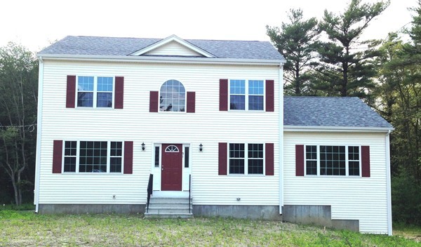 91 Richmond Road Freetown, MA 02702 - Photo 1 of 11 Gallery Image 1
