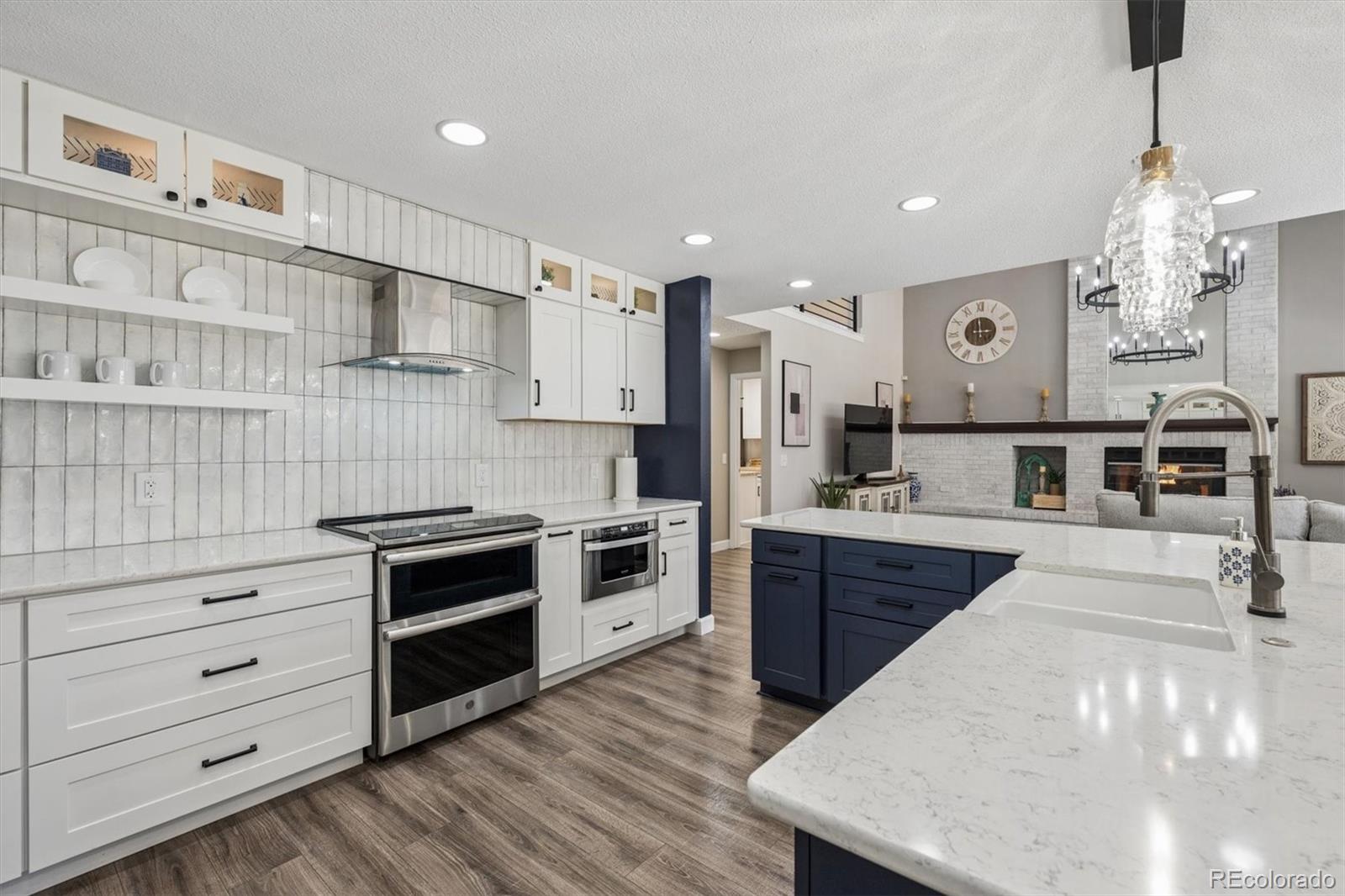 2340 Crestmont Lane Highlands Ranch, CO 80126 - Photo 14 of 50