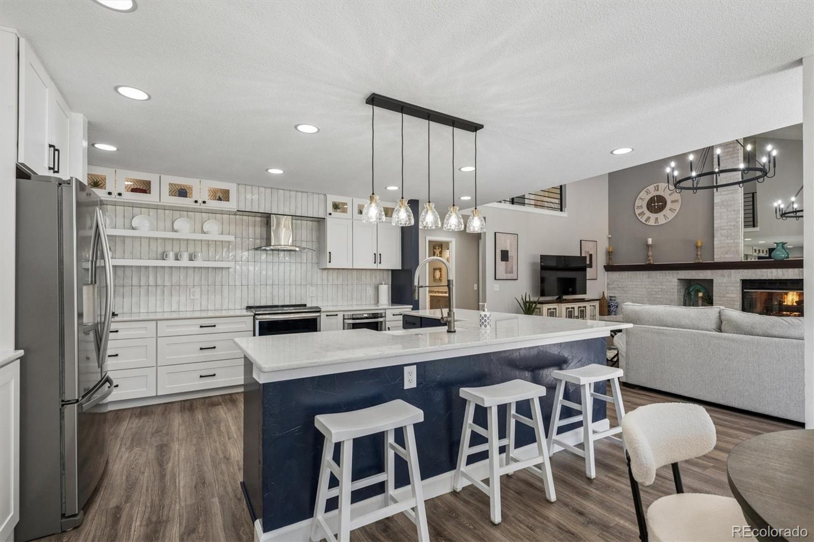 2340 Crestmont Lane Highlands Ranch, CO 80126 - Photo 15 of 50