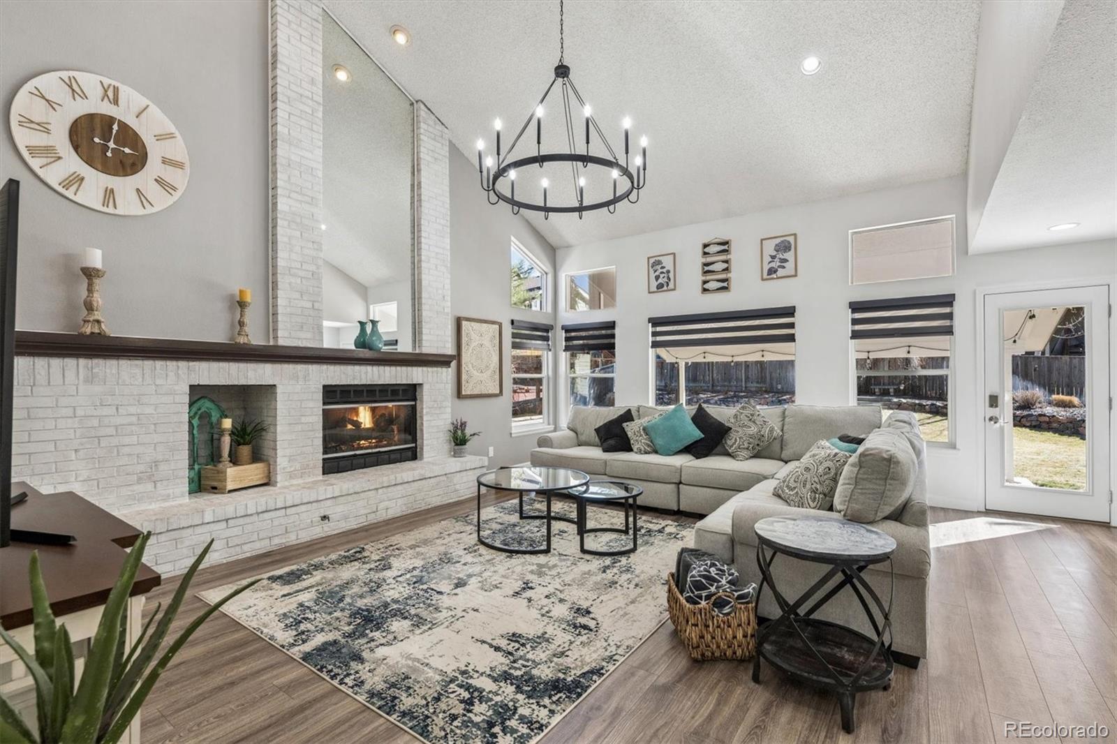 2340 Crestmont Lane Highlands Ranch, CO 80126 - Photo 20 of 50