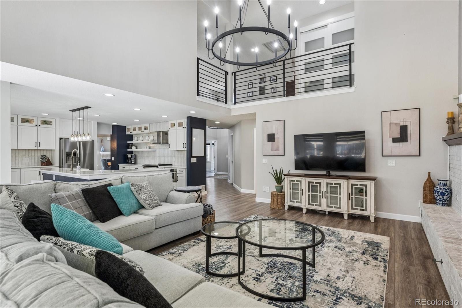 2340 Crestmont Lane Highlands Ranch, CO 80126 - Photo 22 of 50