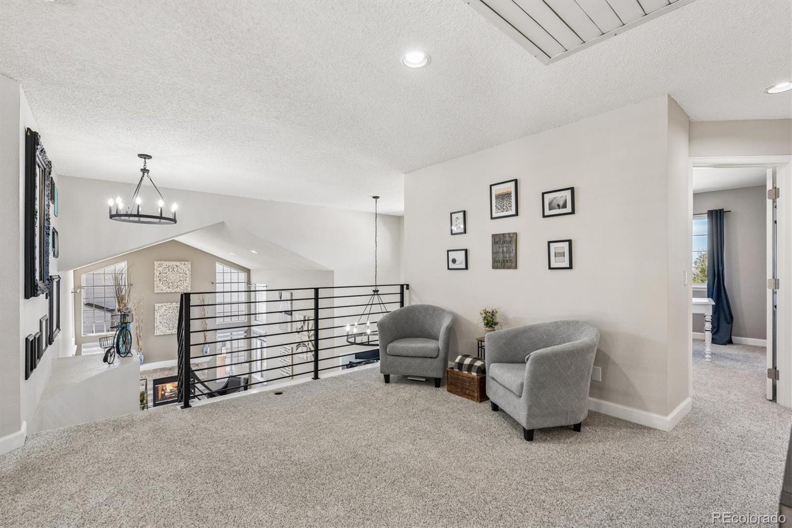 2340 Crestmont Lane Highlands Ranch, CO 80126 - Photo 25 of 50