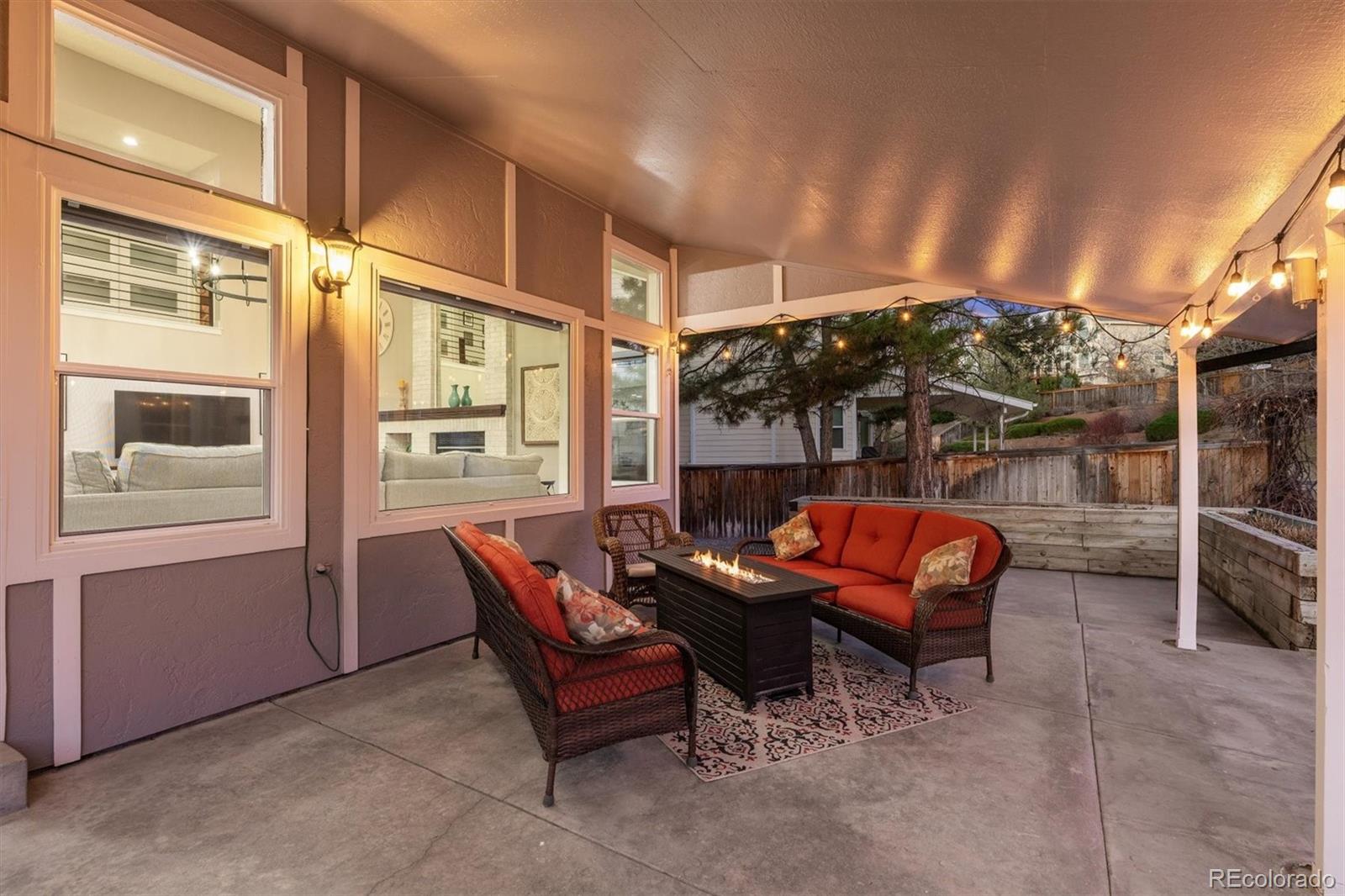 2340 Crestmont Lane Highlands Ranch, CO 80126 - Photo 37 of 50