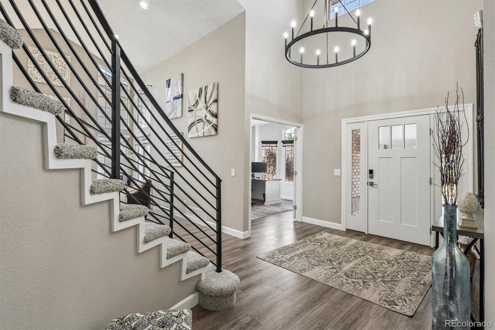 2340 Crestmont Lane Highlands Ranch, CO 80126 - Photo 5 of 50