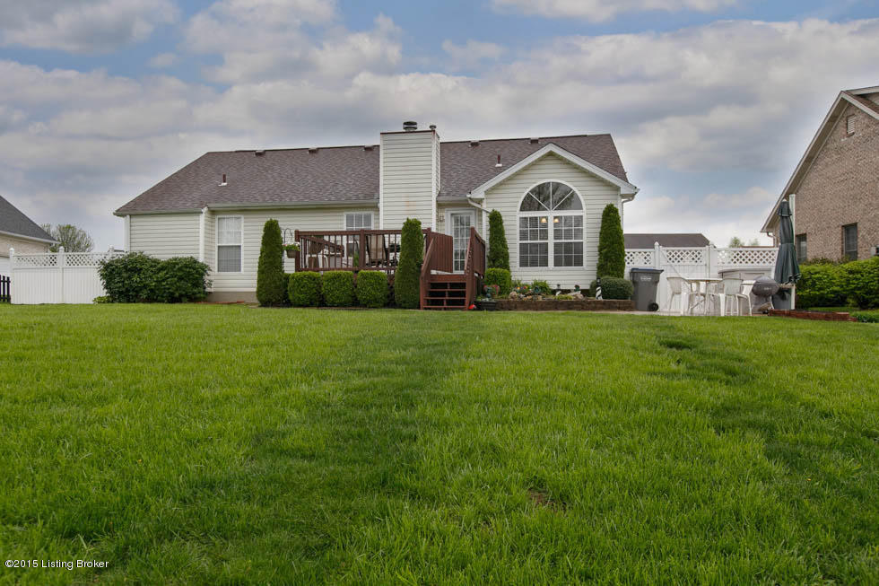 6715 Grandfield Road Louisville, KY 40258 - Photo 39 of 44 668A7554