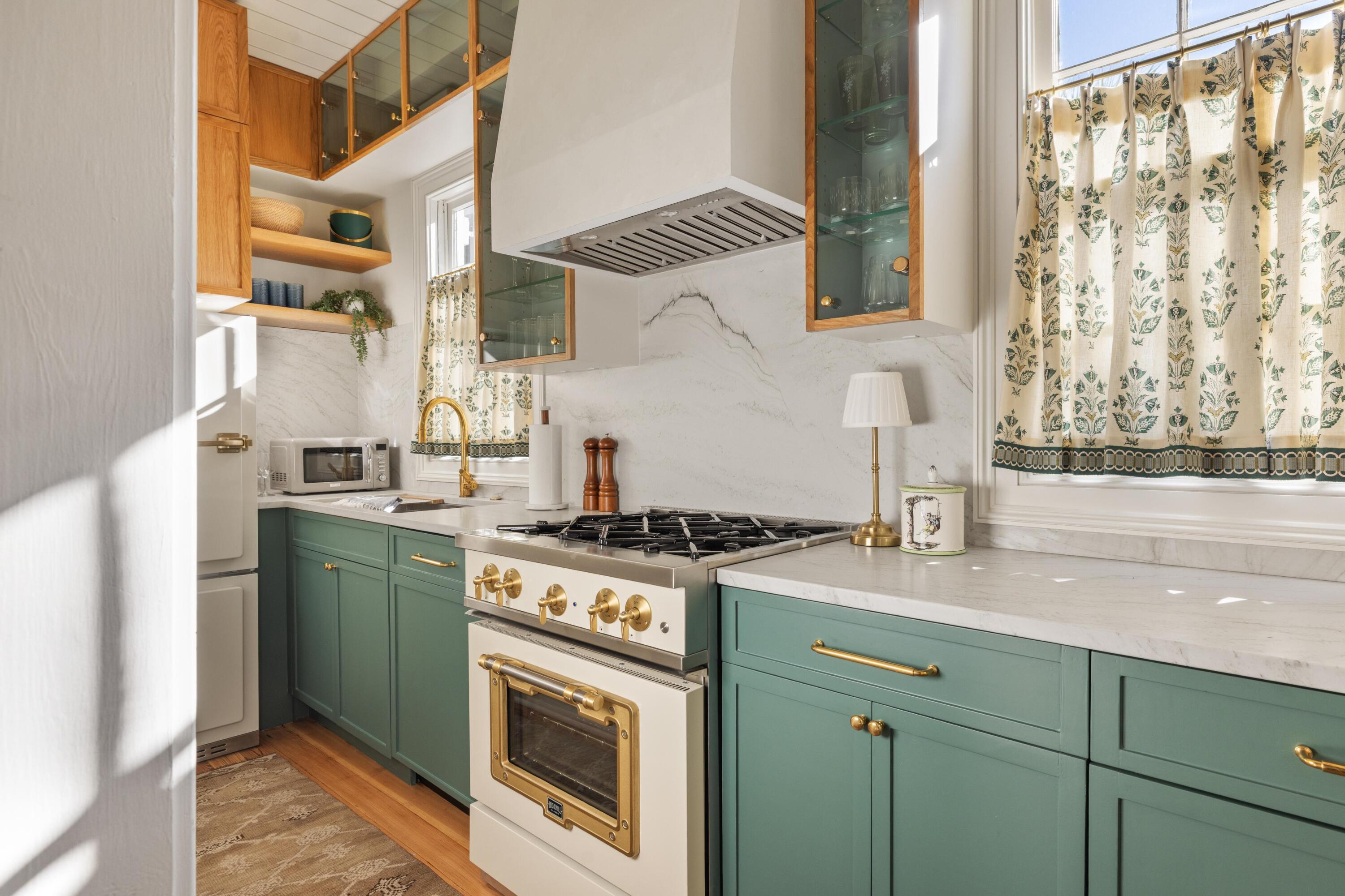 46 Church Street Charleston, SC 29401 - Photo 24 of 58 Kitchen