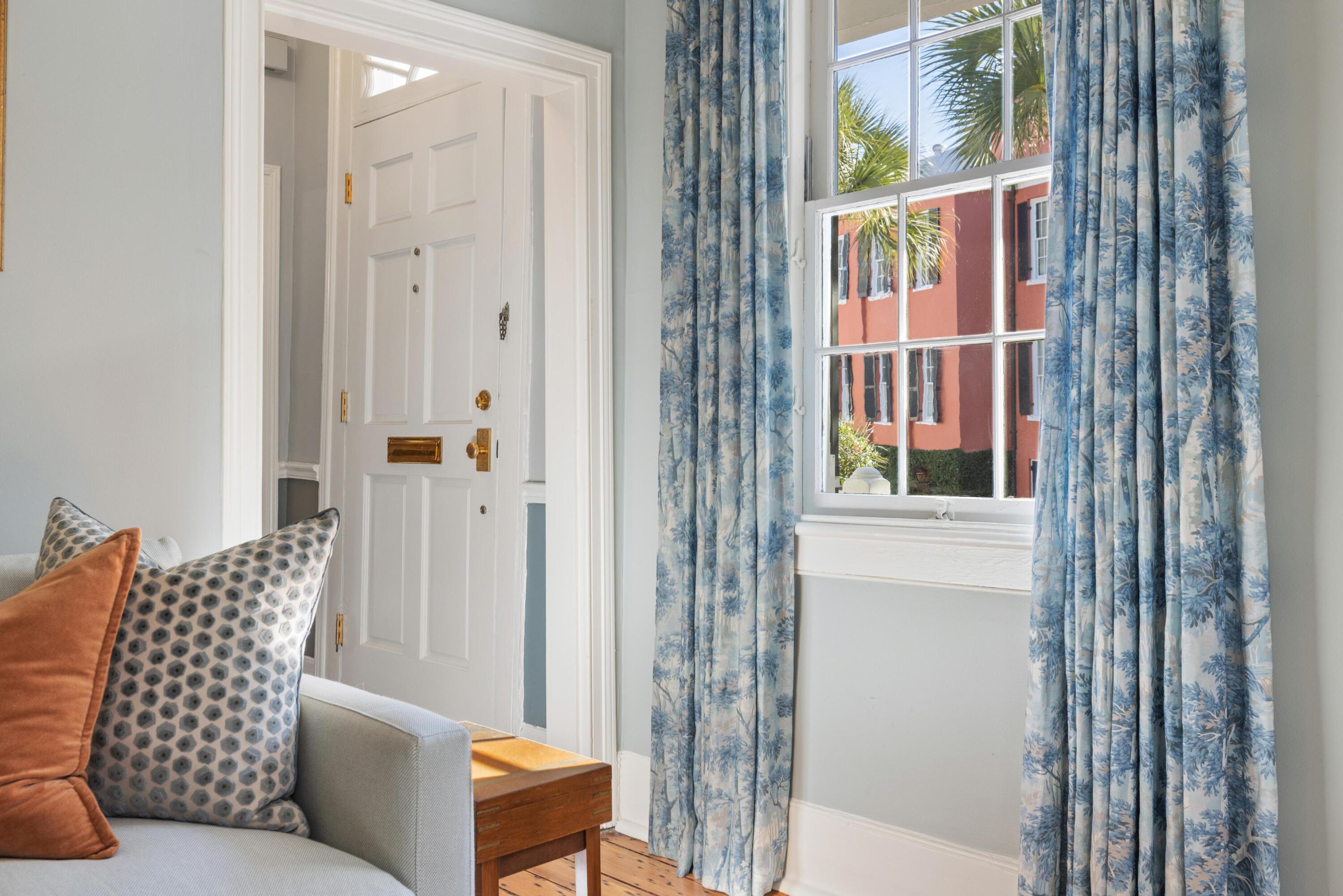 46 Church Street Charleston, SC 29401 - Photo 36 of 58 Front door