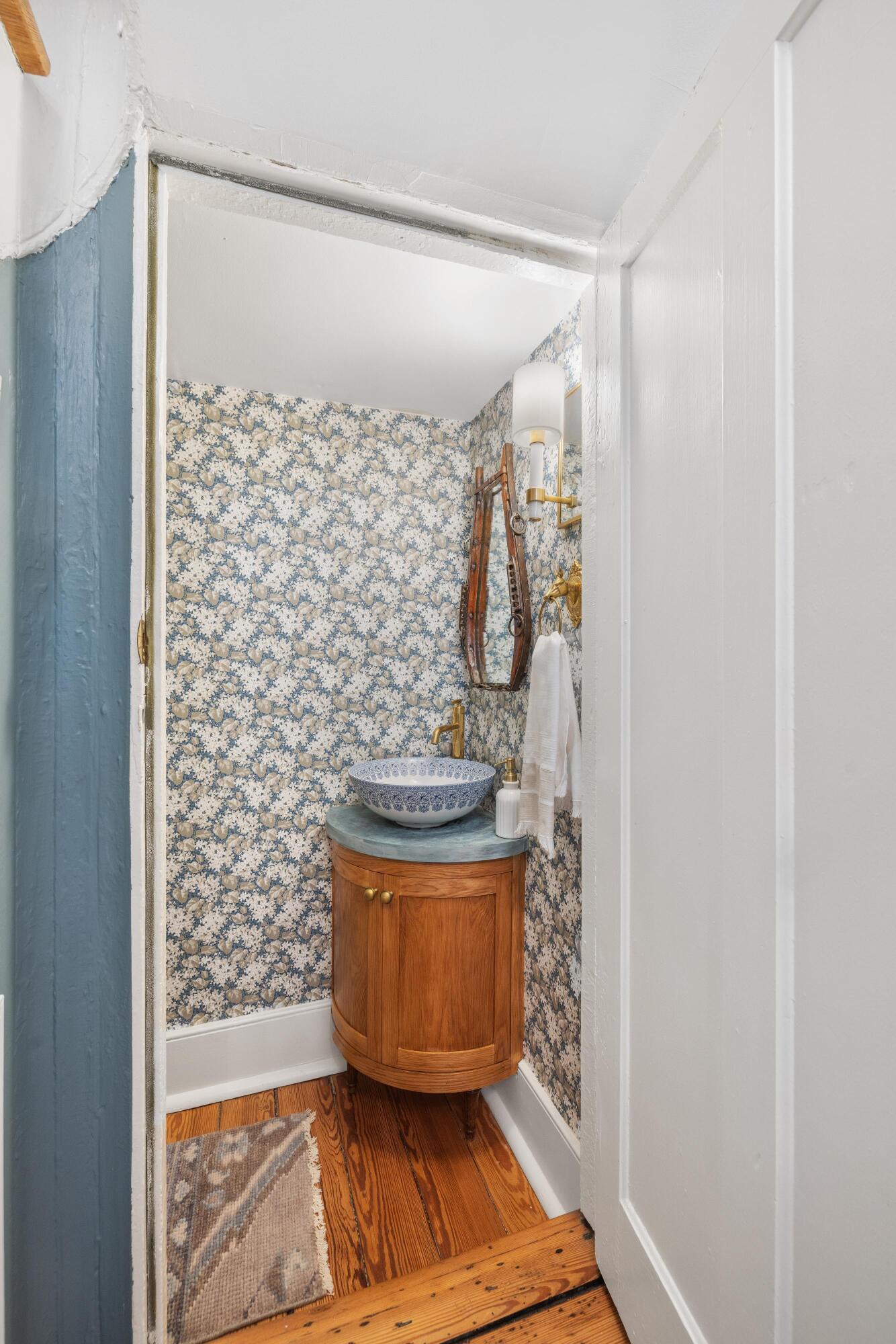 46 Church Street Charleston, SC 29401 - Photo 38 of 58 Half Bath