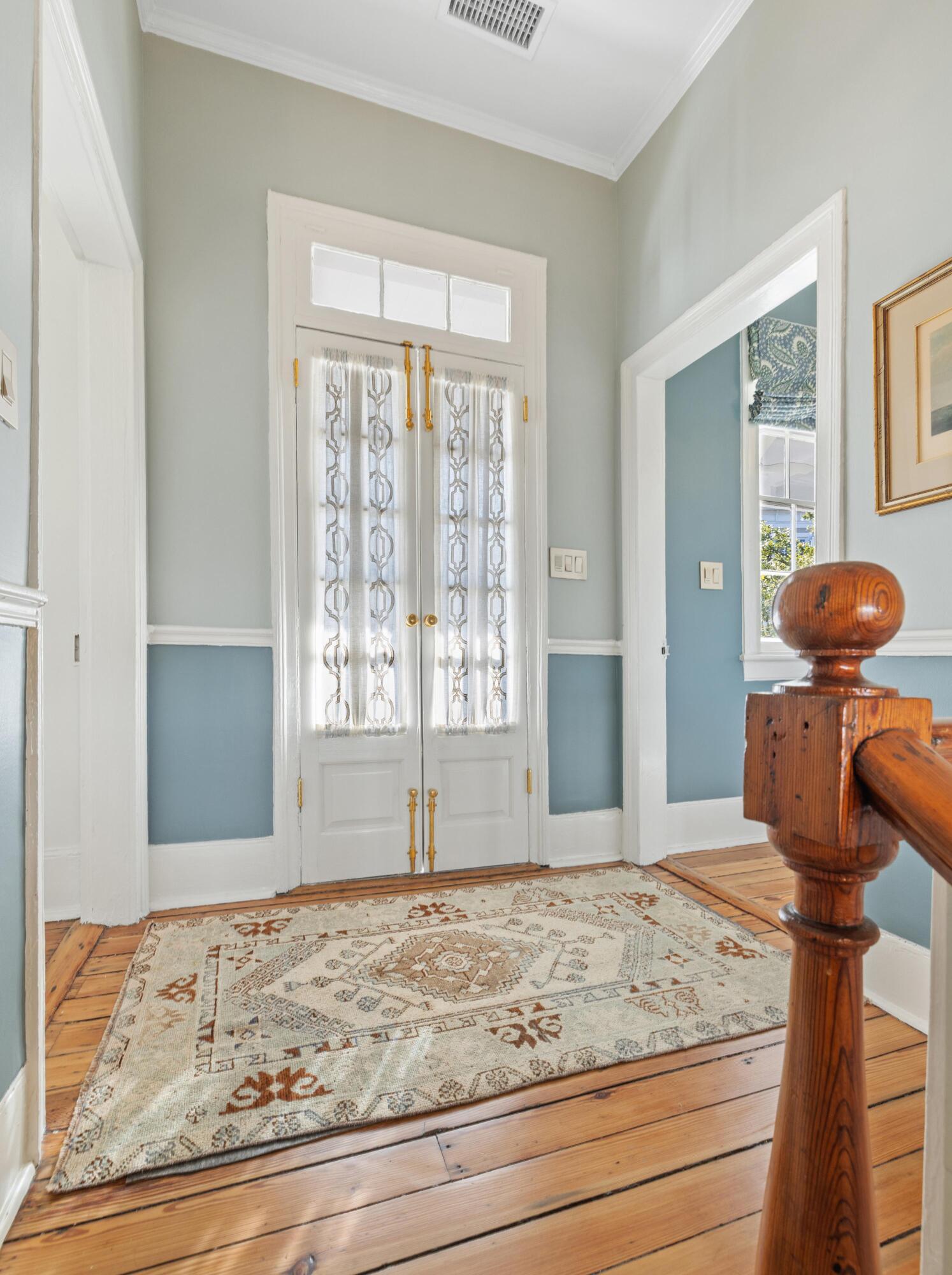 46 Church Street Charleston, SC 29401 - Photo 7 of 58 2nd floor landing