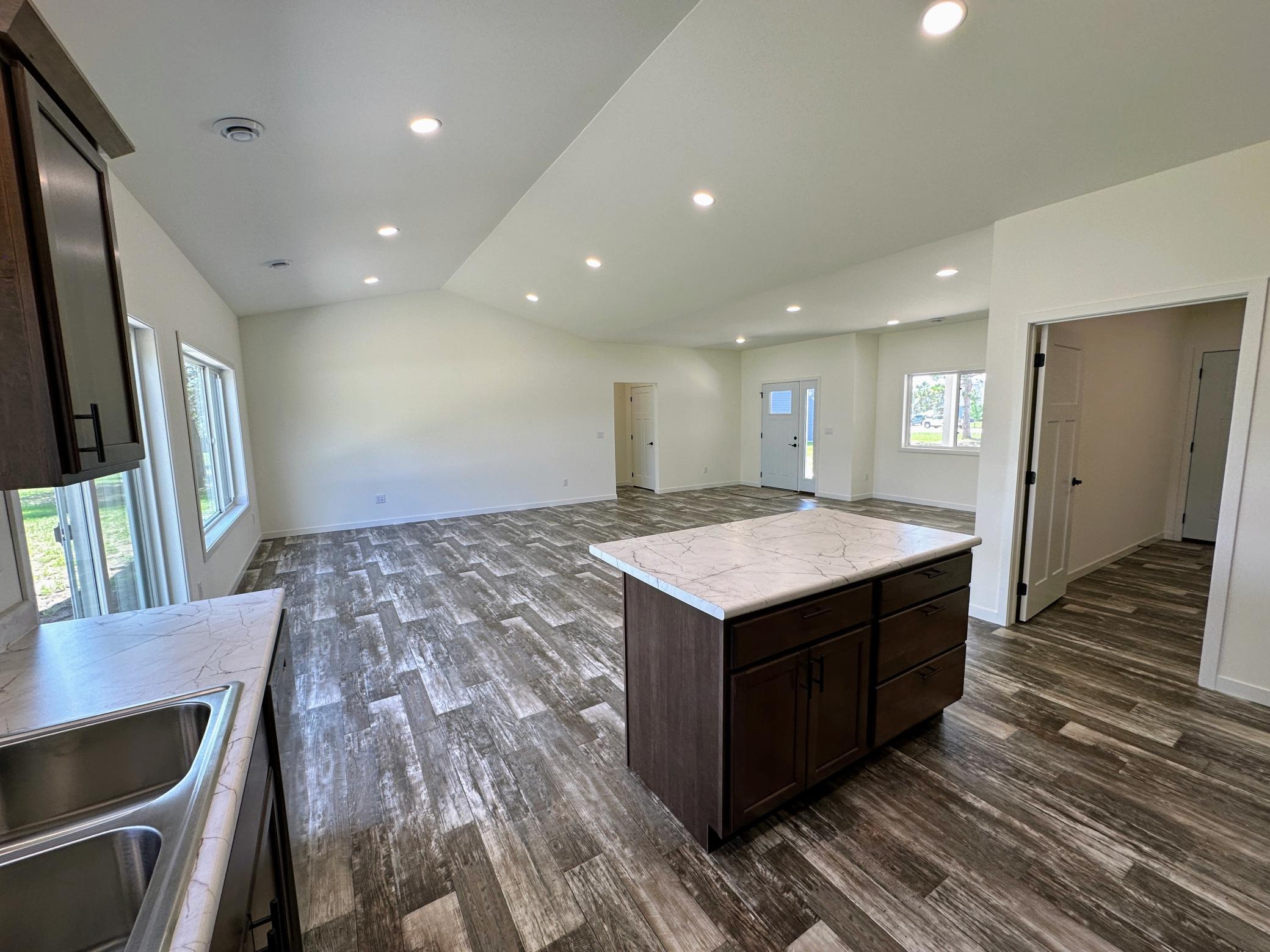 702 11th Street Northwest Perham, MN 56573 - Photo 14 of 22