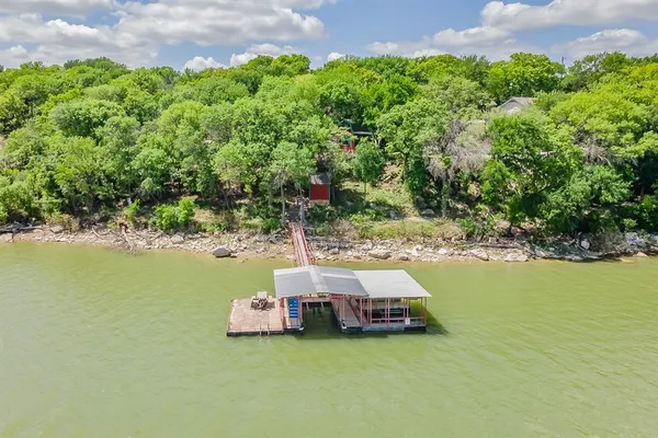 $1,175,000 | 491 Cozy Cove Court, Chico, TX 76431