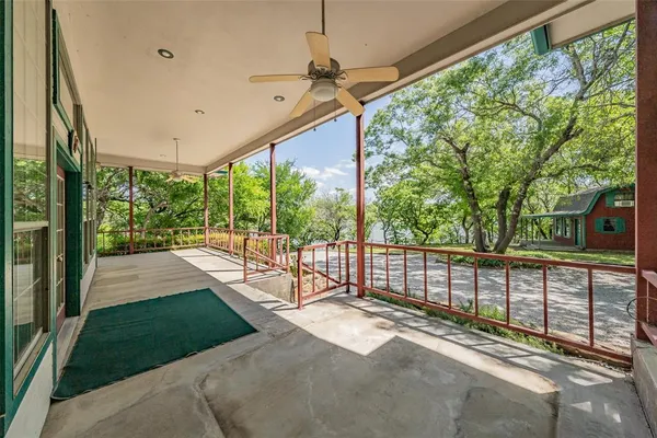 $1,175,000 | 491 Cozy Cove Court, Chico, TX 76431