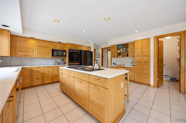 $799,900 | 6925 Woodchuck Hill Road, De Witt, NY 13066