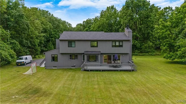 $799,900 | 6925 Woodchuck Hill Road, De Witt, NY 13066