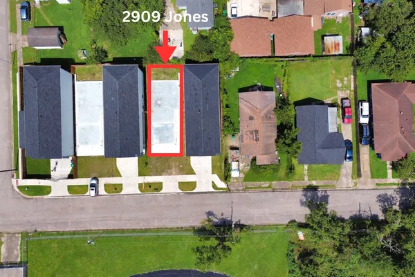 $429,900 | 2909 Jones Street, Houston, TX 77026