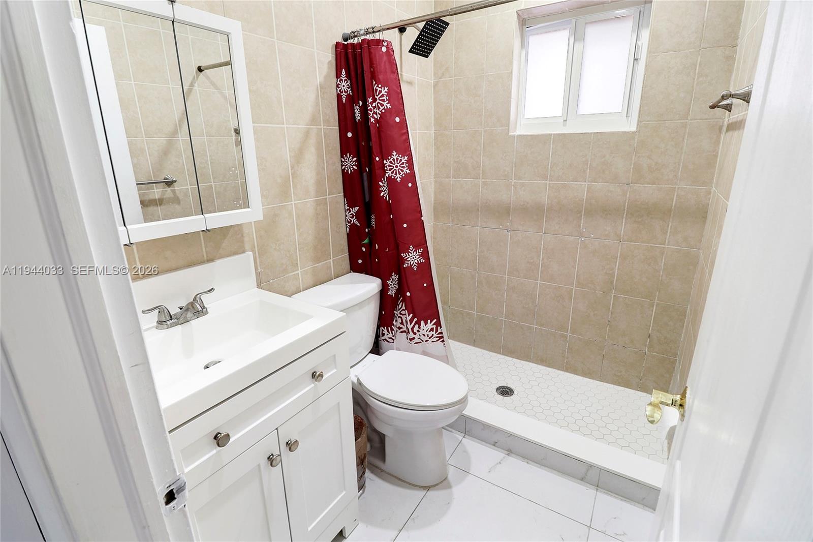 591 Southeast 5th Street Hialeah, FL 33010 - Photo 27 of 45