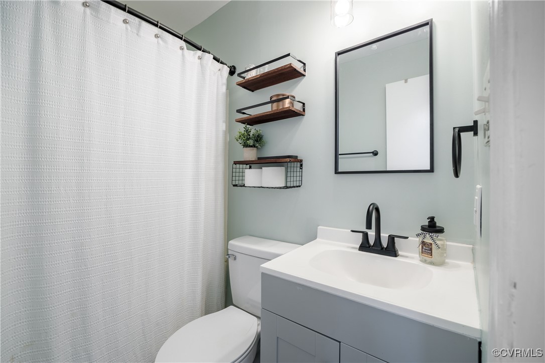 3605 Union Branch Road Petersburg, VA 23805 - Photo 17 of 40 Hall bath with updated vanity and fixtures with tu
