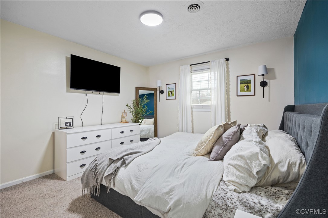 3605 Union Branch Road Petersburg, VA 23805 - Photo 20 of 40 Primary bedroom is large enough to accommodate lar