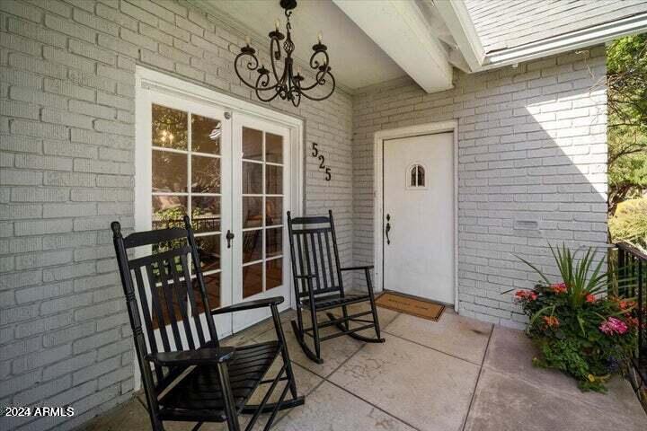 525 West Granada Road Phoenix, AZ 85003 - Photo 3 of 26 a view of a porch with seating space