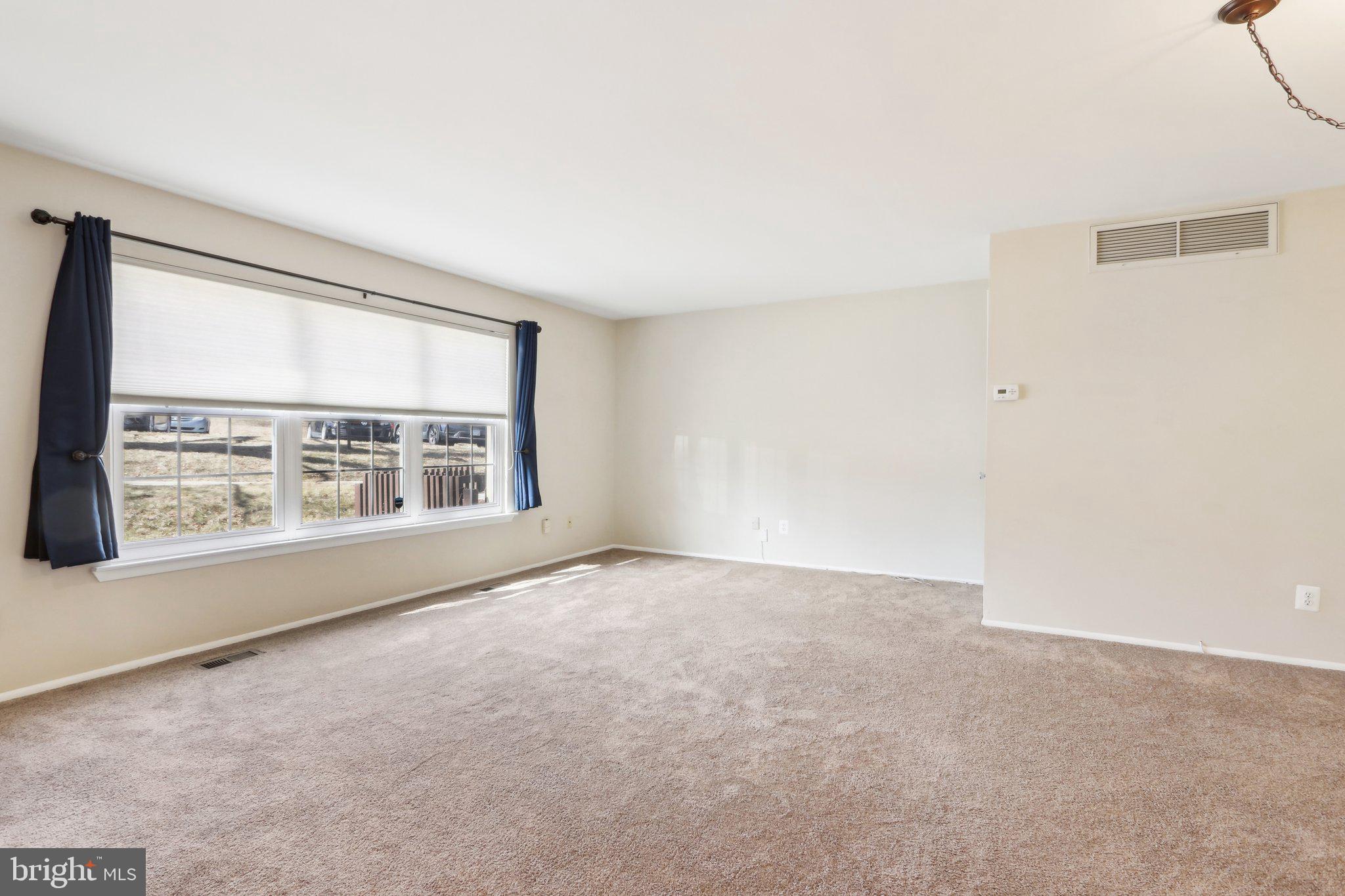 467 Old Forge Crossing Devon, PA 19333 - Photo 6 of 34