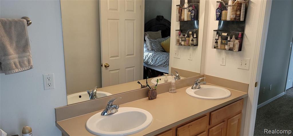 699 West Bluff Court Rochester, MI 48307 - Photo 23 of 42