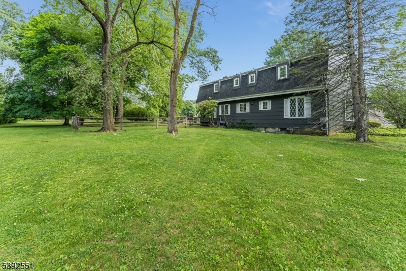 5 Brookfield Way Mendham, NJ 07945 - Photo 12 of 17