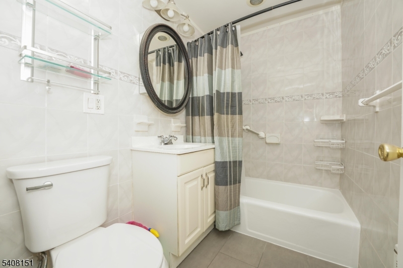 1 River Road, Unit 3G Nutley, NJ 07110 - Photo 5 of 27