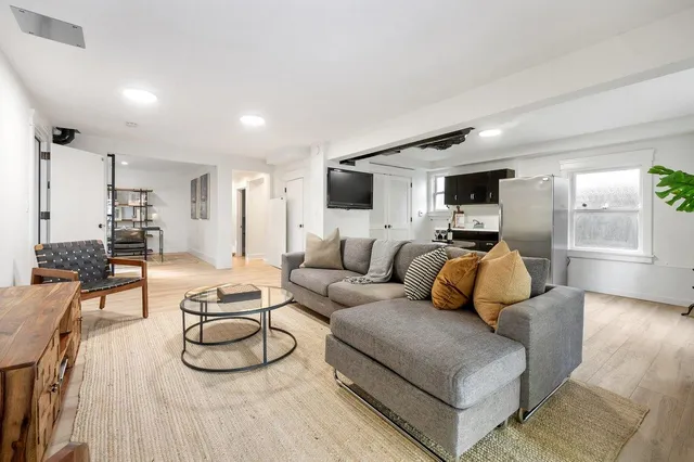 $3,998,000 | 1308 Montero Avenue, Burlingame, CA 94010