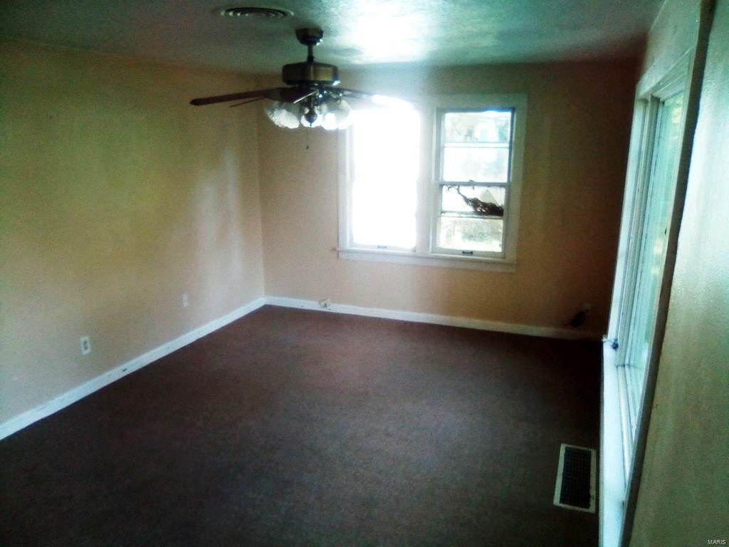 9936 N Road Fairview Heights, IL 62208 - Photo 4 of 14