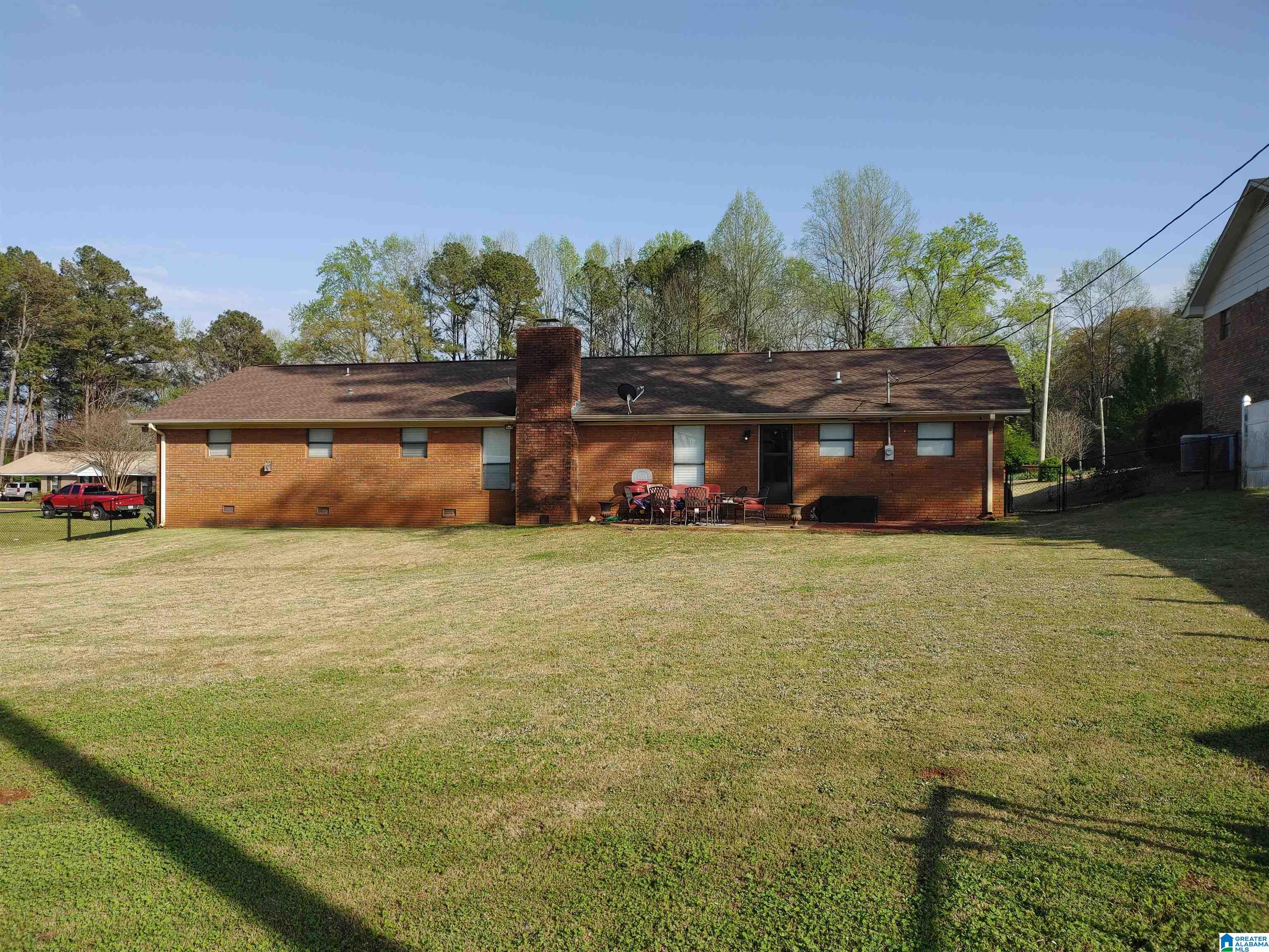 706 Lang Road Sylacauga, AL 35150 - Photo 3 of 17