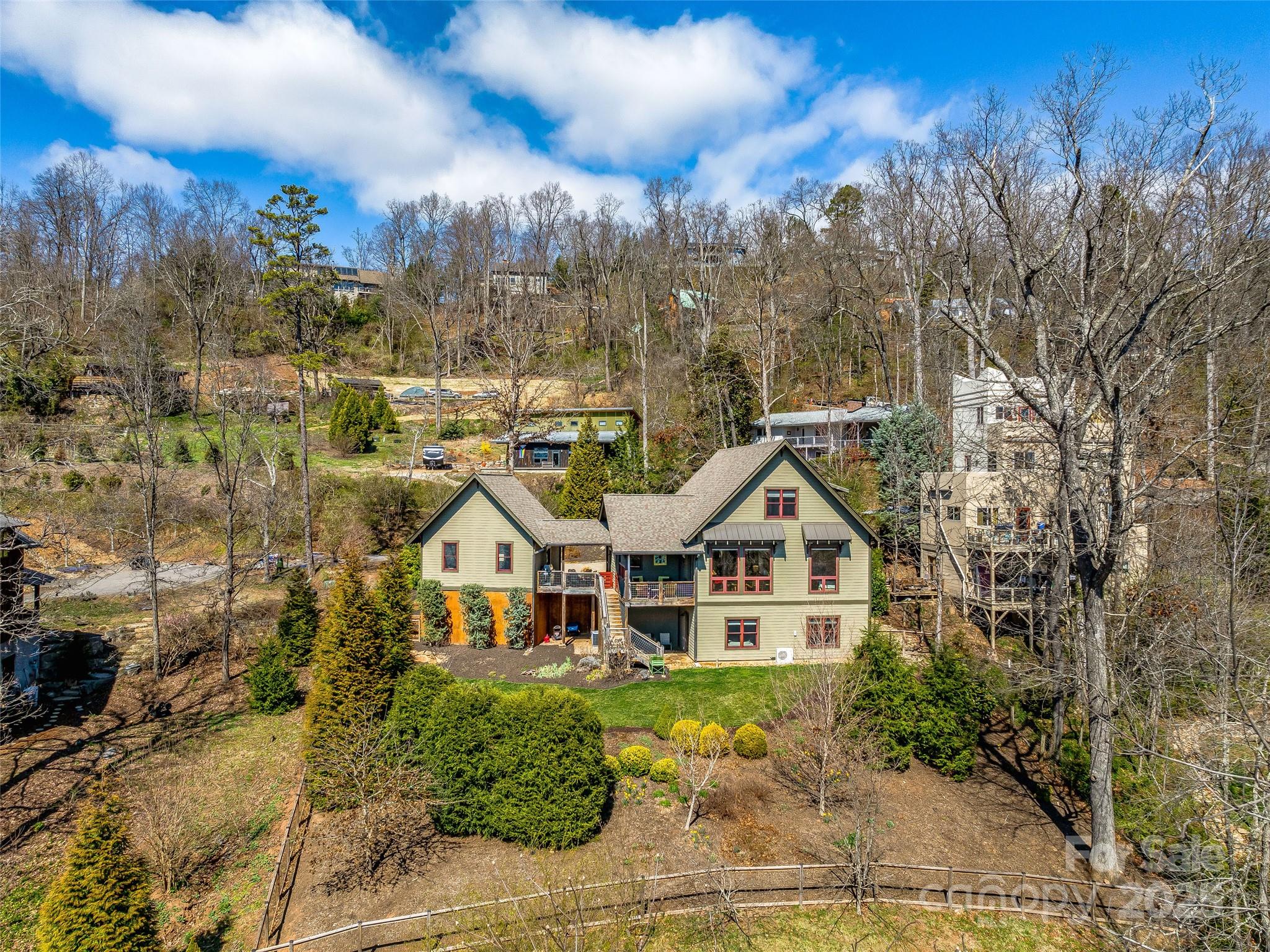 24 Bridle Path Road Asheville, NC 28804 - Photo 6 of 46 Gallery Image 6