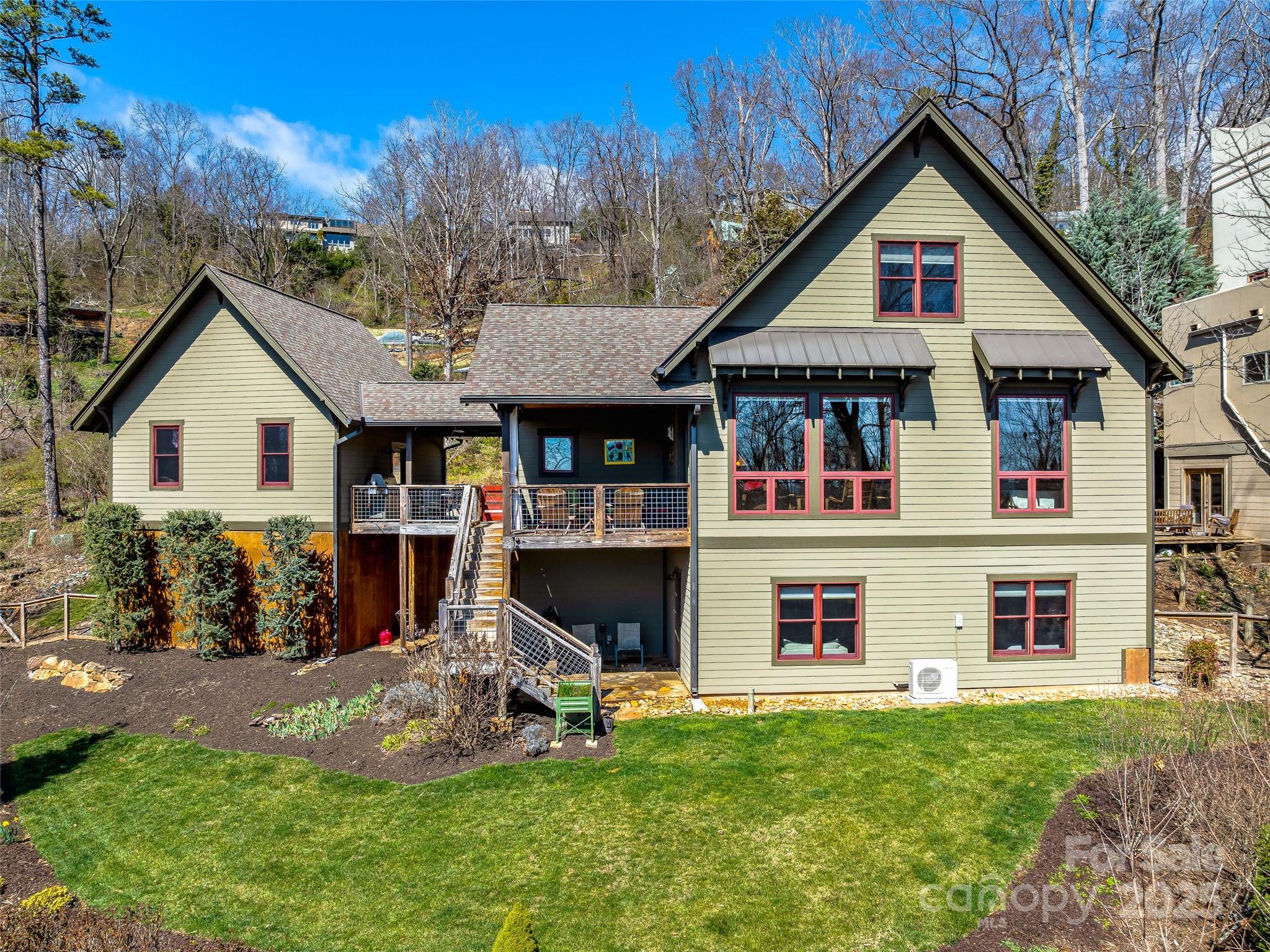 24 Bridle Path Road Asheville, NC 28804 - Photo 8 of 46 Gallery Image 8