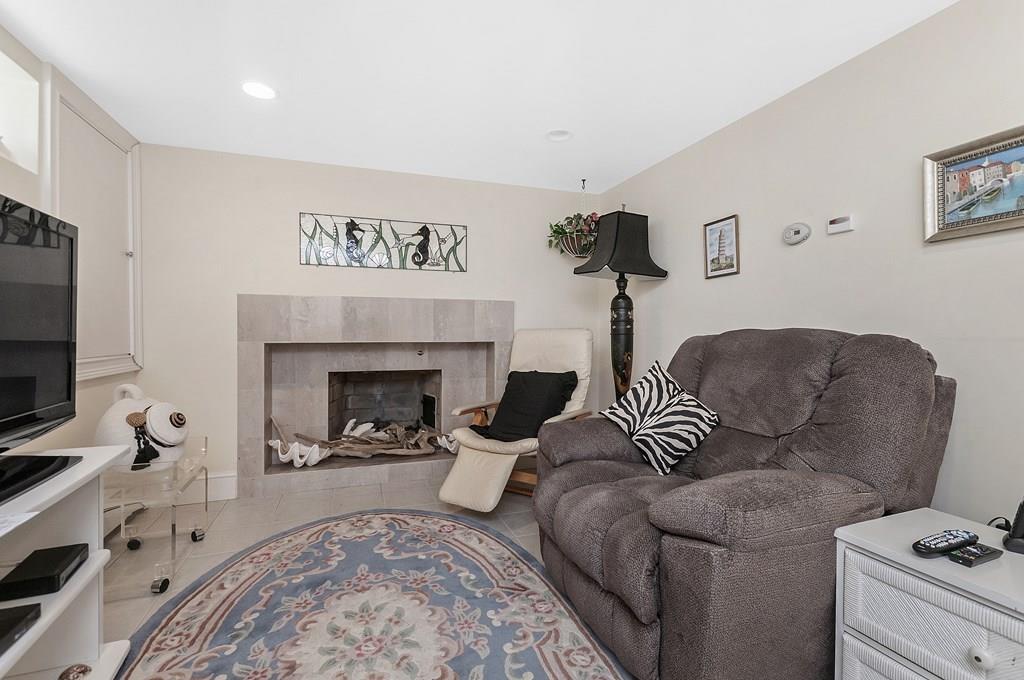 12 Ashmont Road Wellesley, MA 02481 - Photo 15 of 30