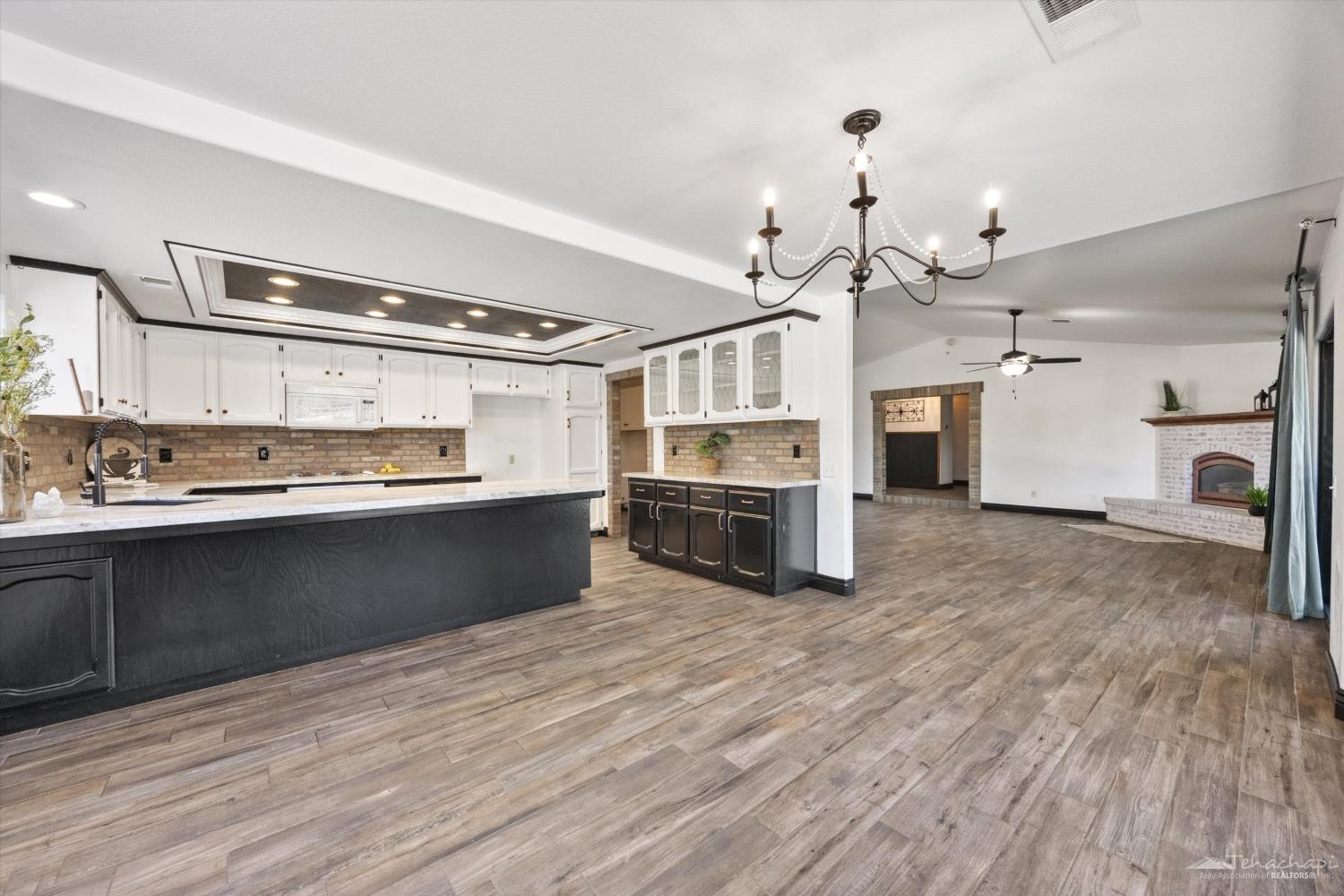 26350 Bear Valley Road Tehachapi, CA 93561 - Photo 13 of 59 Gallery Image 13