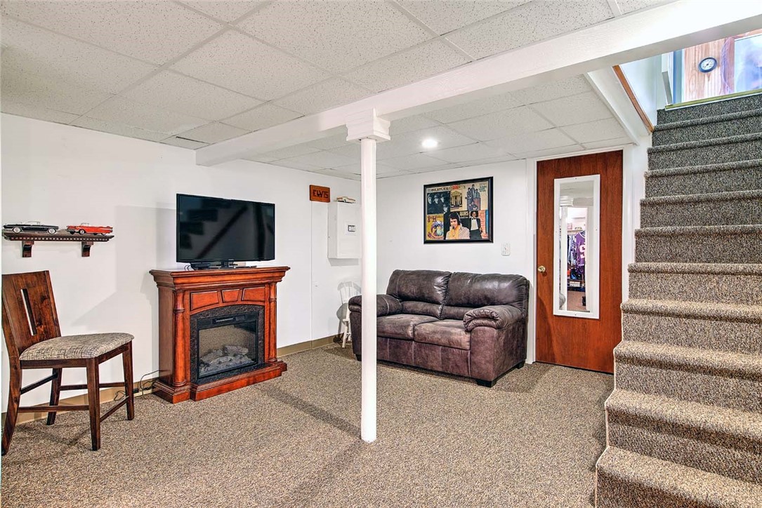 419 George Waterman Road Johnston, RI 02919 - Photo 19 of 31
