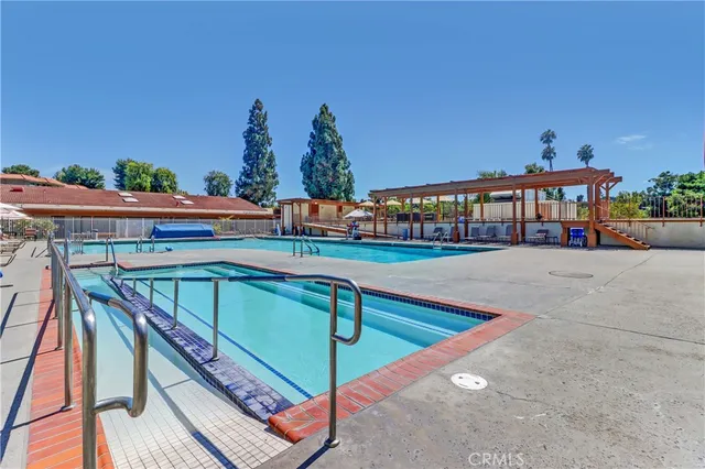 $399,000 | 2009 Via Mariposa West, Unit D, Laguna Woods, CA 92637