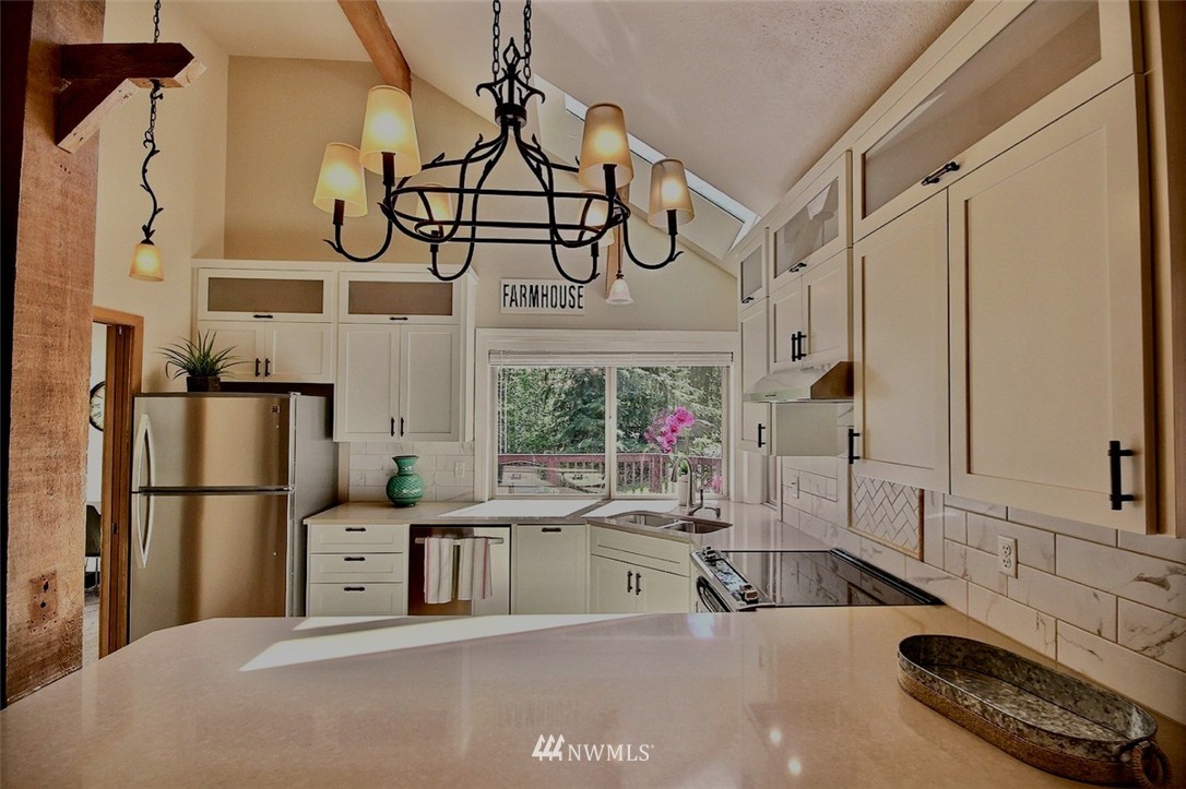 4911 175th Street Southeast Bothell, WA 98012 - Photo 8 of 25